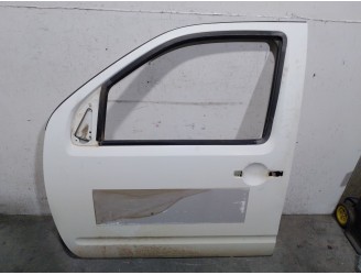 Replacement left front door for Nissan Pathfinder (R51) 2.5 DCi diesel cat OEM IAM reference 80101EB330 