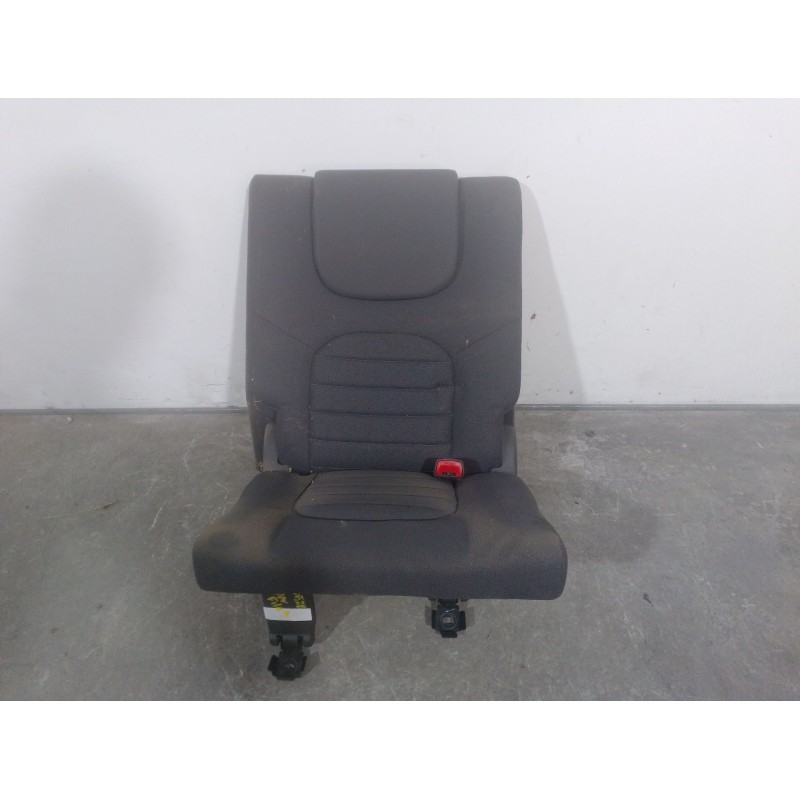 Recambio de asientos trasero derecho para nissan pathfinder (r51) 2.5 dci diesel cat referencia OEM IAM 88667EB000 88667EB000 3º