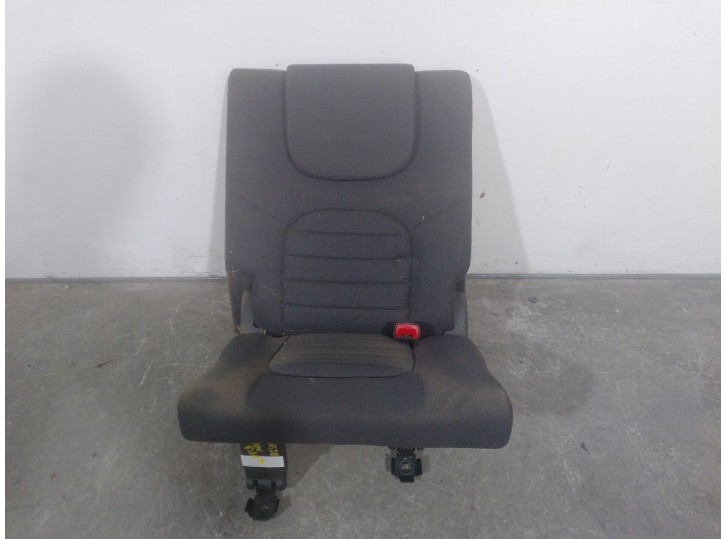 Recambio de asientos trasero derecho para nissan pathfinder (r51) 2.5 dci diesel cat referencia OEM IAM 88667EB000 88667EB000 3º