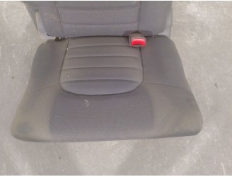 Recambio de asientos trasero derecho para nissan pathfinder (r51) 2.5 dci diesel cat referencia OEM IAM 88667EB000 88667EB000 3º 2