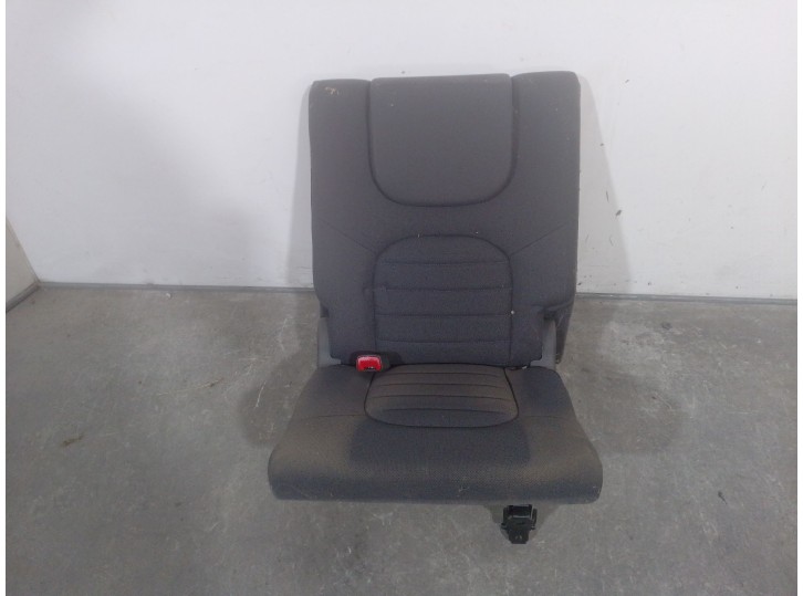 Recambio de asientos trasero izquierdo para nissan pathfinder (r51) 2.5 dci diesel cat referencia OEM IAM 88667EB000 88667EB000 