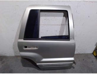 Replacement rear right door for Jeep Grand Cherokee (WJ/WG) 2.7 CRD CAT OEM IAM reference 55137064AD 