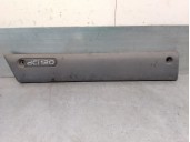 Recambio de moldura para renault master ii phase 2 caja cerrada 2.5 dci diesel cat referencia OEM IAM 7701692580 