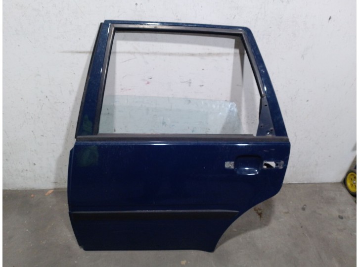 Recambio de puerta trasera izquierda para volvo serie 460 2.0 cat referencia OEM IAM 3344951 