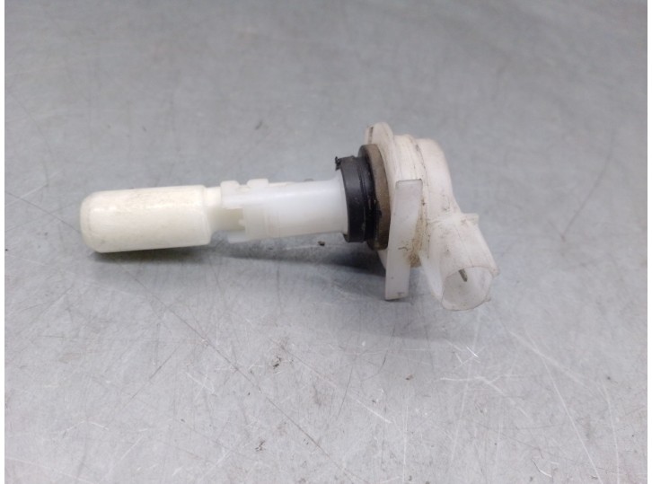 Recambio de sensor para jeep gr. cherokee (wh) 3.0 crd cat referencia OEM IAM 51781R 