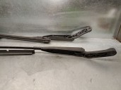 Recambio de brazo limpia delantero derecho para volvo serie 460 2.0 cat referencia OEM IAM 3445410 3445410 