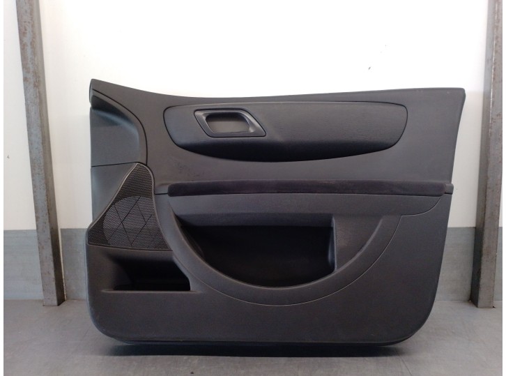 Replacement front right door trim panel for Citroën C4 I (LC_) 1.6 HDi OEM IAM reference 96548463ZD 9332GF 
