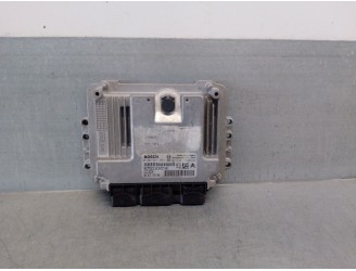 Replacement engine ECU for Citroën C4 I (LC_) 1.6 HDi OEM IAM reference 9661773380 0281011863 BOSCH