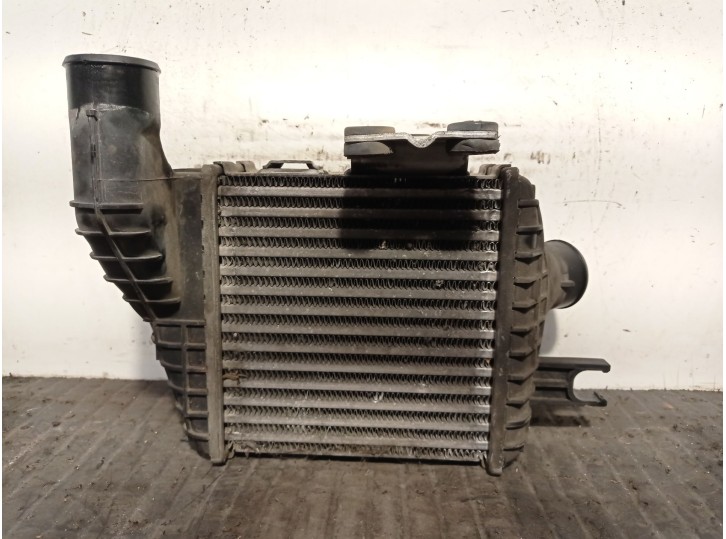 Replacement intercooler for Hyundai Tucson (JM) 2.0 CRDi CAT OEM IAM reference 282702725X 05071213 MODINE