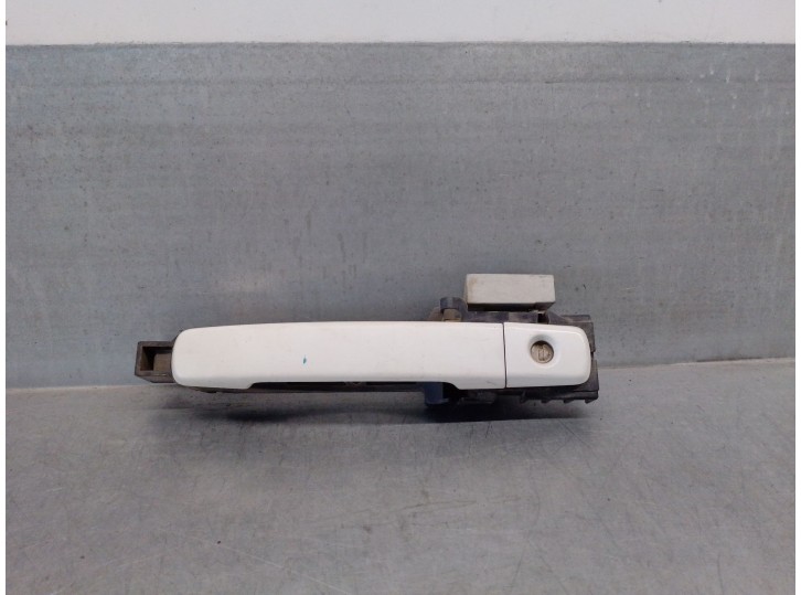 Recambio de maneta exterior delantera izquierda para nissan pathfinder (r51) 2.5 dci diesel cat referencia OEM IAM 80611EB300 80