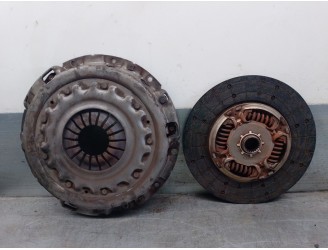 Recambio de kit embrague para toyota land cruiser (j15) 3.0 turbodiesel cat referencia OEM IAM 3121060350 3121060350 