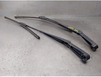 Recambio de brazo limpia delantero derecho para nissan pathfinder (r51) 2.5 dci diesel cat referencia OEM IAM 288814X10A 288814X