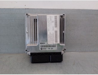 Recambio de centralita motor uce para bmw serie 3 berlina (e46) 2.0 16v diesel cat referencia OEM IAM 7794624 0281011122 BOSCH