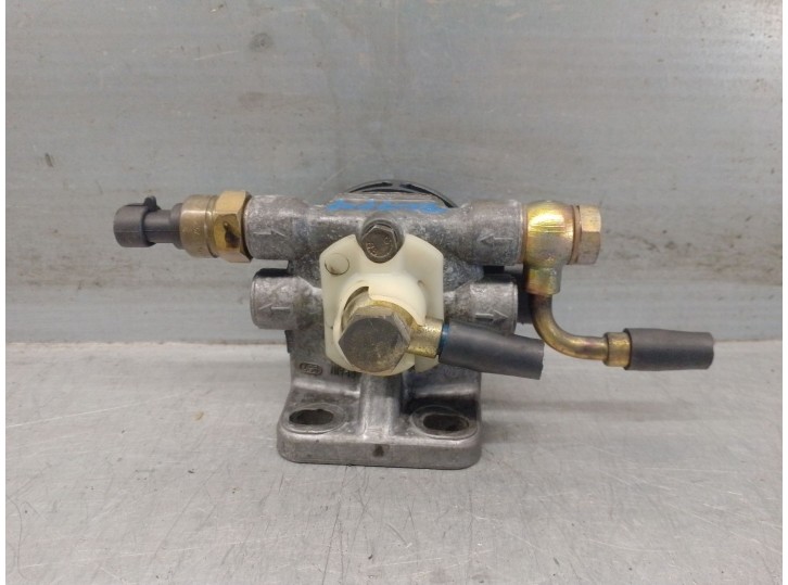 Recambio de soporte filtro gasoil para fiat bravo (182) 1.9 turbodiesel referencia OEM IAM 1455711006 46440621 BOSCH