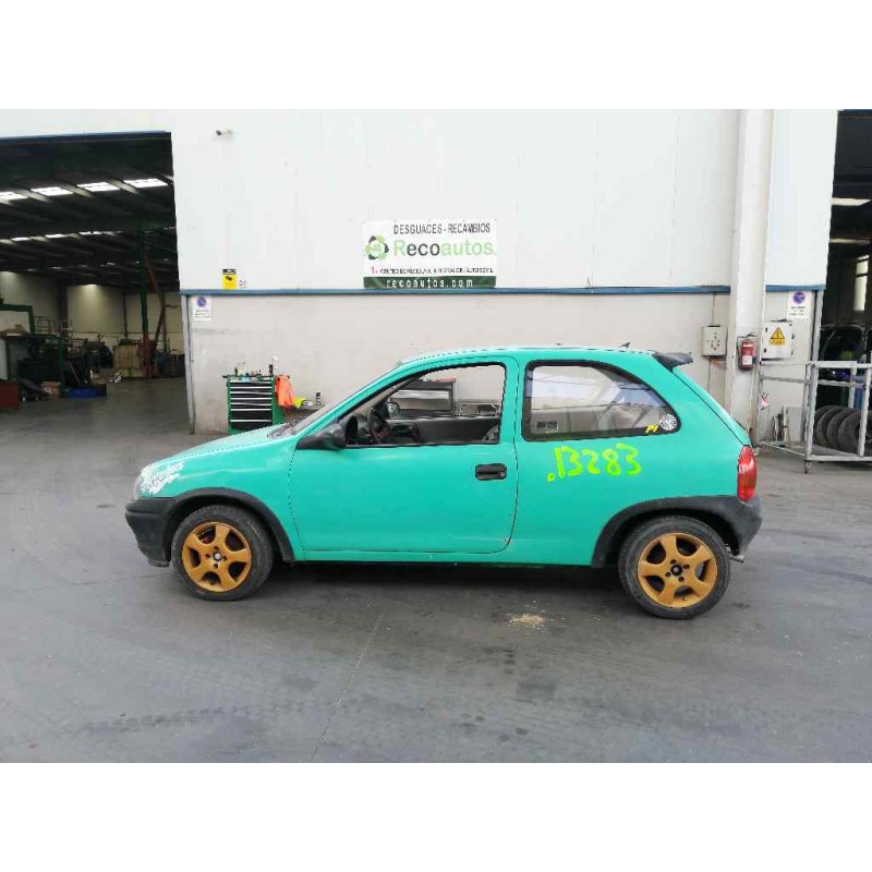 opel corsa b del año 1996