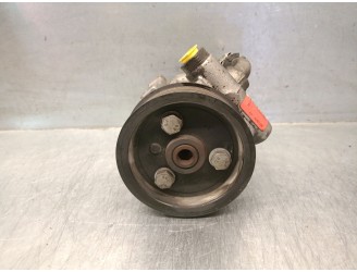 Recambio de bomba servodireccion para iveco daily iv furgoneta 35c12 v, 35c12 v/p, 35s12 v, 35s12 v/p referencia OEM IAM 5042386