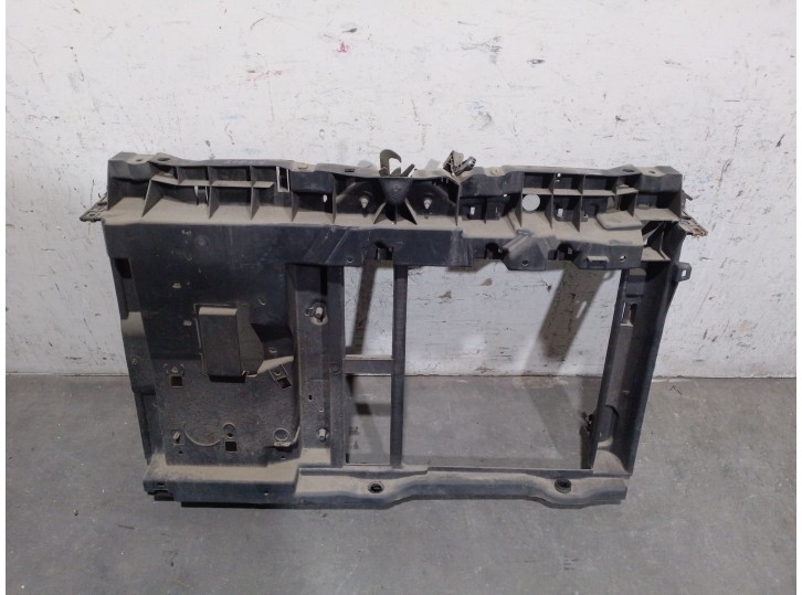 Recambio de calandra delantera de radiador para peugeot 207/207+ (wa_, wc_) 1.4 hdi referencia OEM IAM 7104AC 