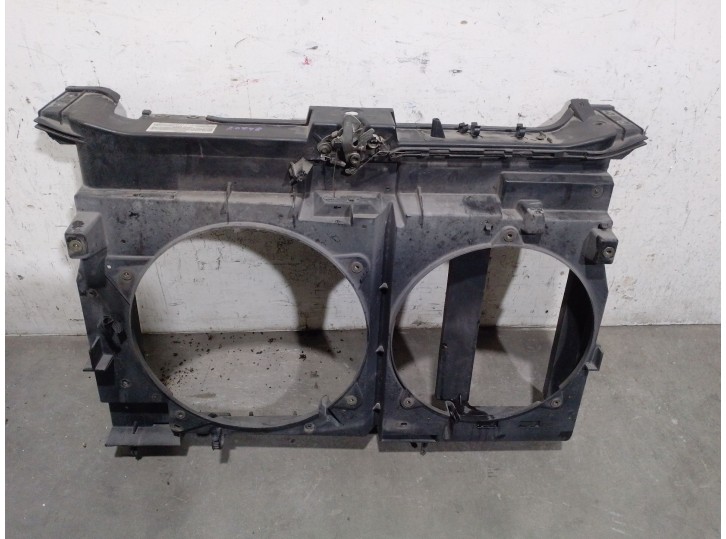 Recambio de calandra delantera de radiador para fiat ulysse (179_) 2.2 jtd referencia OEM IAM 1490477080 