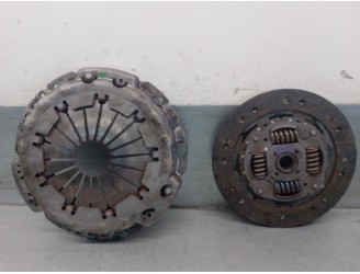 Recambio de kit embrague para nissan interstar mod. 04 (x70) 2.5 dci diesel cat referencia OEM IAM 124056510 3021000Q0L 32406161