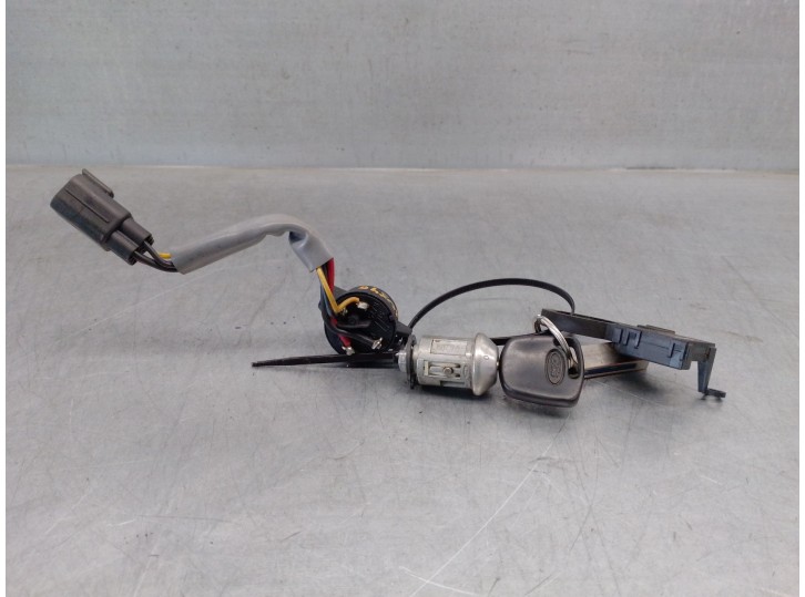 Recambio de conmutador de arranque para ford fiesta iv (ja_, jb_) 1.0 i referencia OEM IAM 98AP15607AB 3940903 
