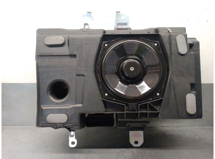 Recambio de altavoz/altavoces para land rover range rover evoque (l538) 2.2 d 4x4 referencia OEM IAM 43040742192 DEFLECTOR BJ32