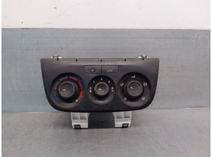Recambio de mando calefaccion / aire acondicionado para fiat doblo autobús (263_) 1.3 d multijet (263axc1a) referencia OEM IAM 5