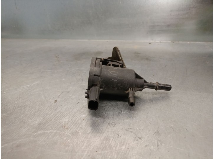 Recambio de valvula aire adicional para mercedes-benz clase e (w212) lim. 4.7 v8 cgi cat referencia OEM IAM A0014760532 A0014760