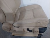 Replacement right front seat for BMW 5 Series sedan (E60) 530d OEM IAM reference 52107113104 52107113104 
