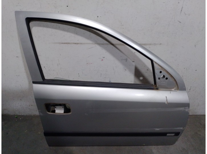 Recambio de puerta delantera derecha para opel astra g sedán (t98) 1.6 lpg (f69) referencia OEM IAM 124548 