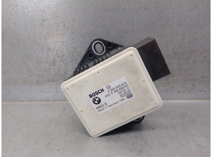 Recambio de sensor para bmw 5 touring (e61) 525 xi referencia OEM IAM 676868003 BOSCH 0265005615