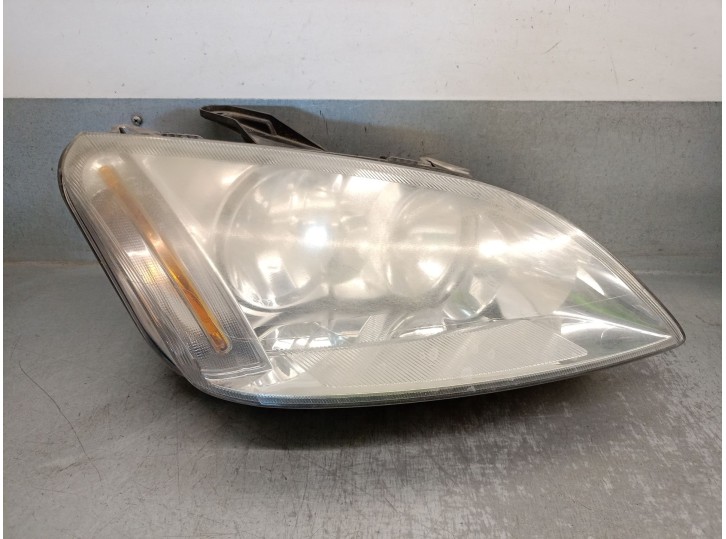 Replacement right headlight for Ford Focus C-MAX (DM2) 1.6 TDCi OEM IAM reference 3M5113005AH 1347459 