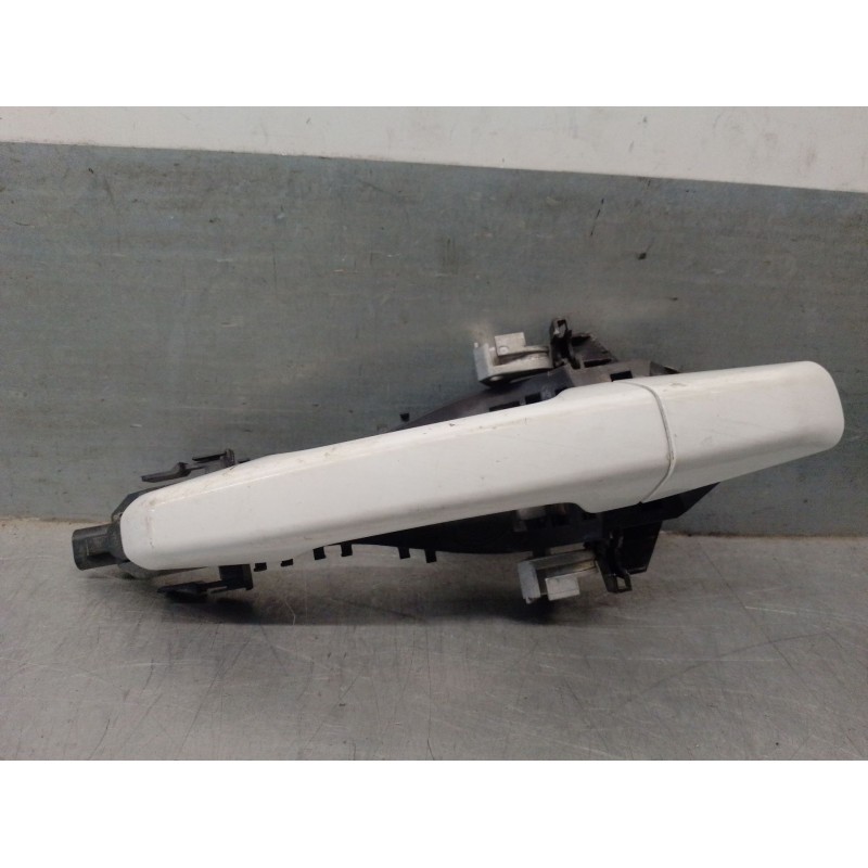 Recambio de maneta exterior delantera derecha para land rover range rover evoque (l538) 2.2 d 4x4 referencia OEM IAM BJ32203A28C