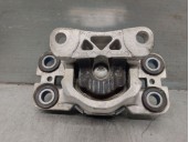 Replacement engine mount for Land Rover Range Rover Evoque (L538) 2.2 D 4x4 OEM IAM reference GJ327M121AD LR061456 