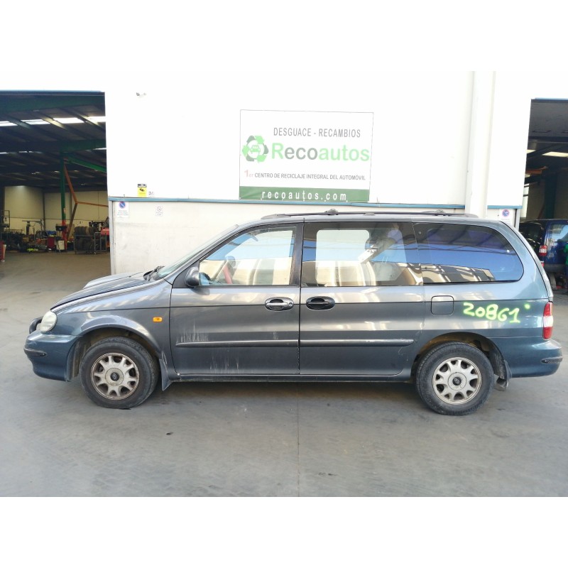 kia carnival i (up) del año 2001