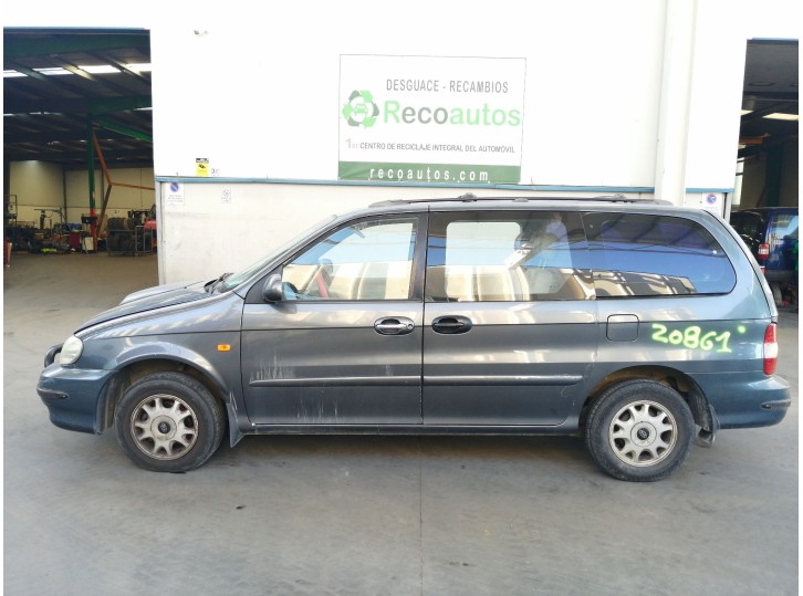 kia carnival i (up) del año 2001