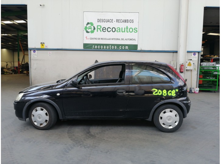opel corsa c (x01) del año 2004