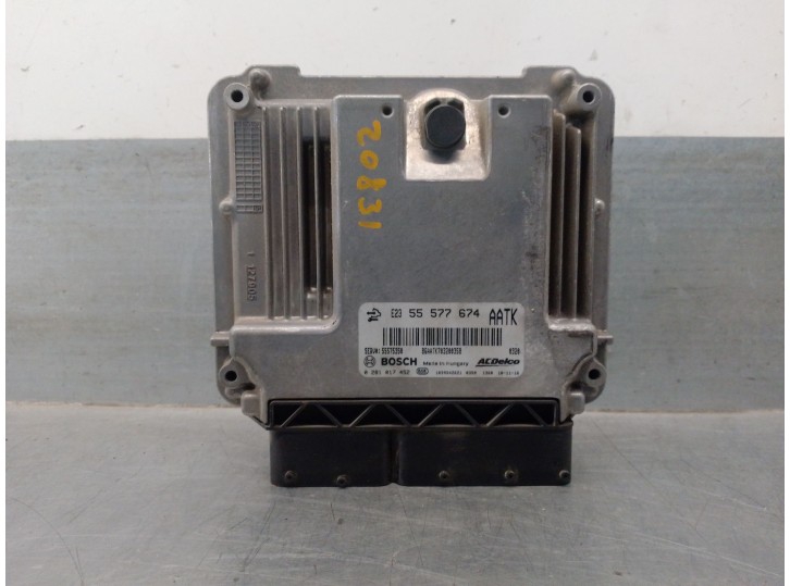 Recambio de centralita motor uce para opel astra j sports tourer (p10) 2.0 cdti (35) referencia OEM IAM 55577674 0281017452