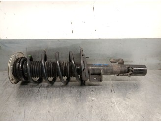 Replacement front right shock absorber for Land Rover Range Rover Evoque (L538) 2.2 D 4x4 OEM IAM reference BJ3218045AD LR