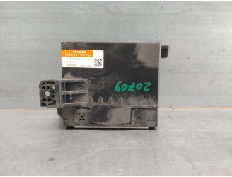 Recambio de modulo electronico para toyota prius (nhw30) 1.8 16v cat referencia OEM IAM 8865047320  1778001632 DENSO