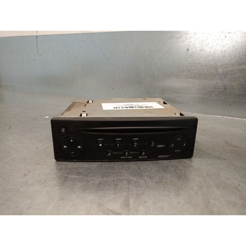 Recambio de sistema audio / radio cd para nissan interstar mod. 04 (x70) 2.5 dci diesel cat referencia OEM IAM 8200585305 82005