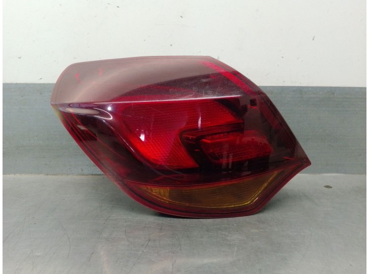 Recambio de piloto trasero izquierdo para opel astra j sports tourer (p10) 2.0 cdti (35) referencia OEM IAM 1222425 1222425 