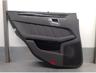 Recambio de guarnecido puerta trasera izquierda para mercedes-benz clase e (w212) lim. 4.7 v8 cgi cat referencia OEM IAM A212760