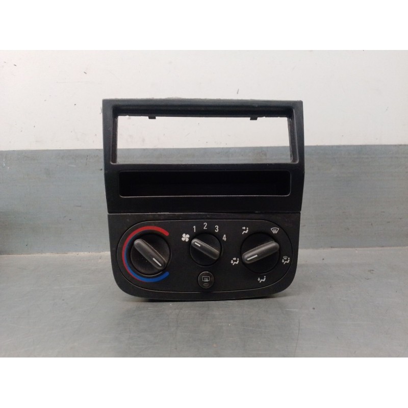 Recambio de mando calefaccion / aire acondicionado para opel corsa c (x01) 1.3 cdti (f08, f68) referencia OEM IAM 1846301 184630