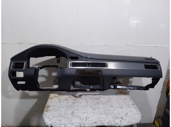 Replacement dashboard for Volvo XC70 II (136) D5 AWD OEM IAM reference 