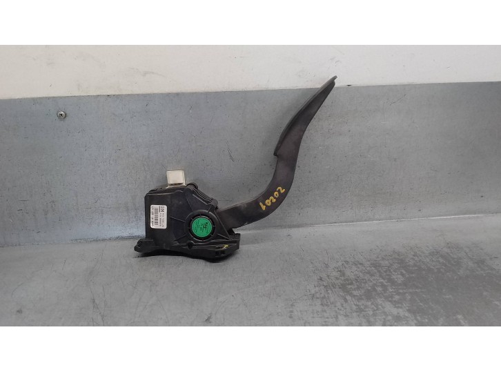Recambio de potenciometro pedal para chevrolet aveo berlina hatchback 1.3 diesel cat referencia OEM IAM 96858781 