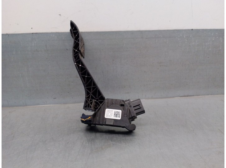 Recambio de potenciometro pedal para volkswagen tiguan (ad1, ax1) 1.5 tsi referencia OEM IAM 5Q1723503J 5Q1723503J 6PV01062113