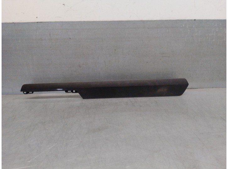 Recambio de moldura para volkswagen tiguan (ad1, ax1) 1.5 tsi referencia OEM IAM 5NB858418  