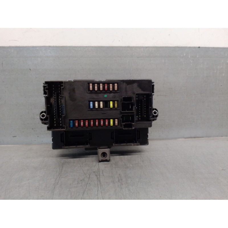 Recambio de caja reles / fusibles para iveco daily ka 2.3 diesel referencia OEM IAM 5801561502 Y5034405901 MAGNETTI MARELLI