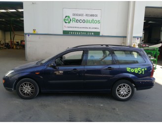 ford focus i turnier (dnw) del año 2001