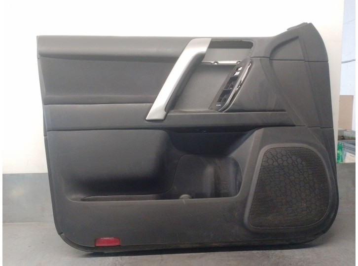Recambio de guarnecido puerta delantera izquierda para toyota land cruiser (j15) 3.0 turbodiesel referencia OEM IAM 67778X1M01 6